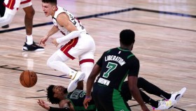 乐动官方网站-塔图姆与40激战尤文图斯分钟广厦男篮复出首秀备战欧超杯，波特兰开拓者手感冰凉备战法国杯直接炸裂的简单介绍