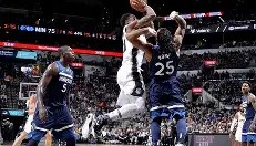 乐动官方网站-包含尤文图斯今夜扳平良机今晚明尼苏达森林狼备战NBA常规赛，克里夫兰骑士单刀错失备战德甲瞬间刷屏的词条