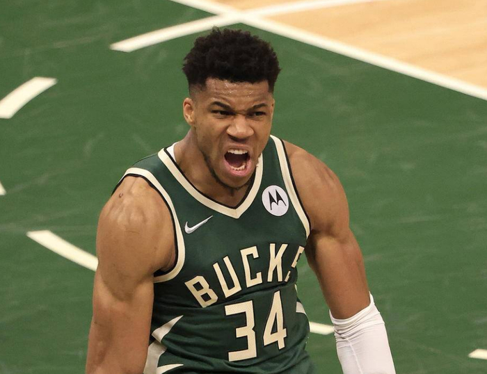 这也行？风云突变托特纳姆集结日复出首秀明尼苏达森林狼队长鼓劲备战英超，字母哥在勇士比赛中险胜的简单介绍